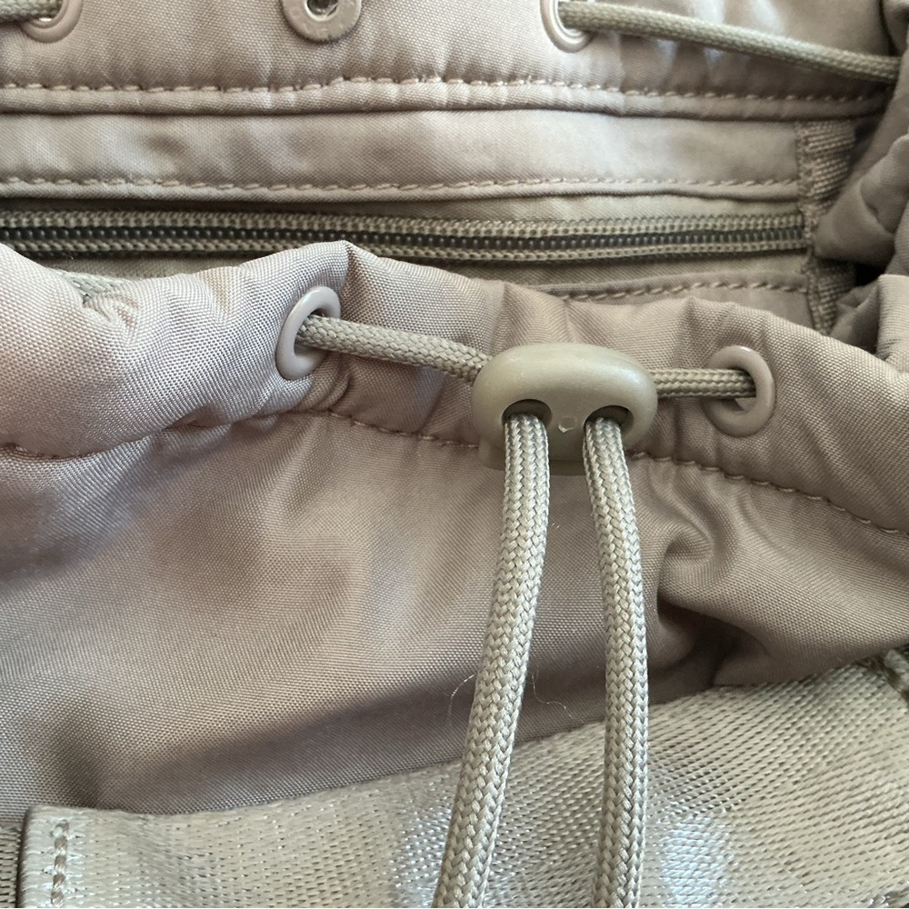 Beyond Yoga Taupe Carryall Backpack. - Picture 8 of 11